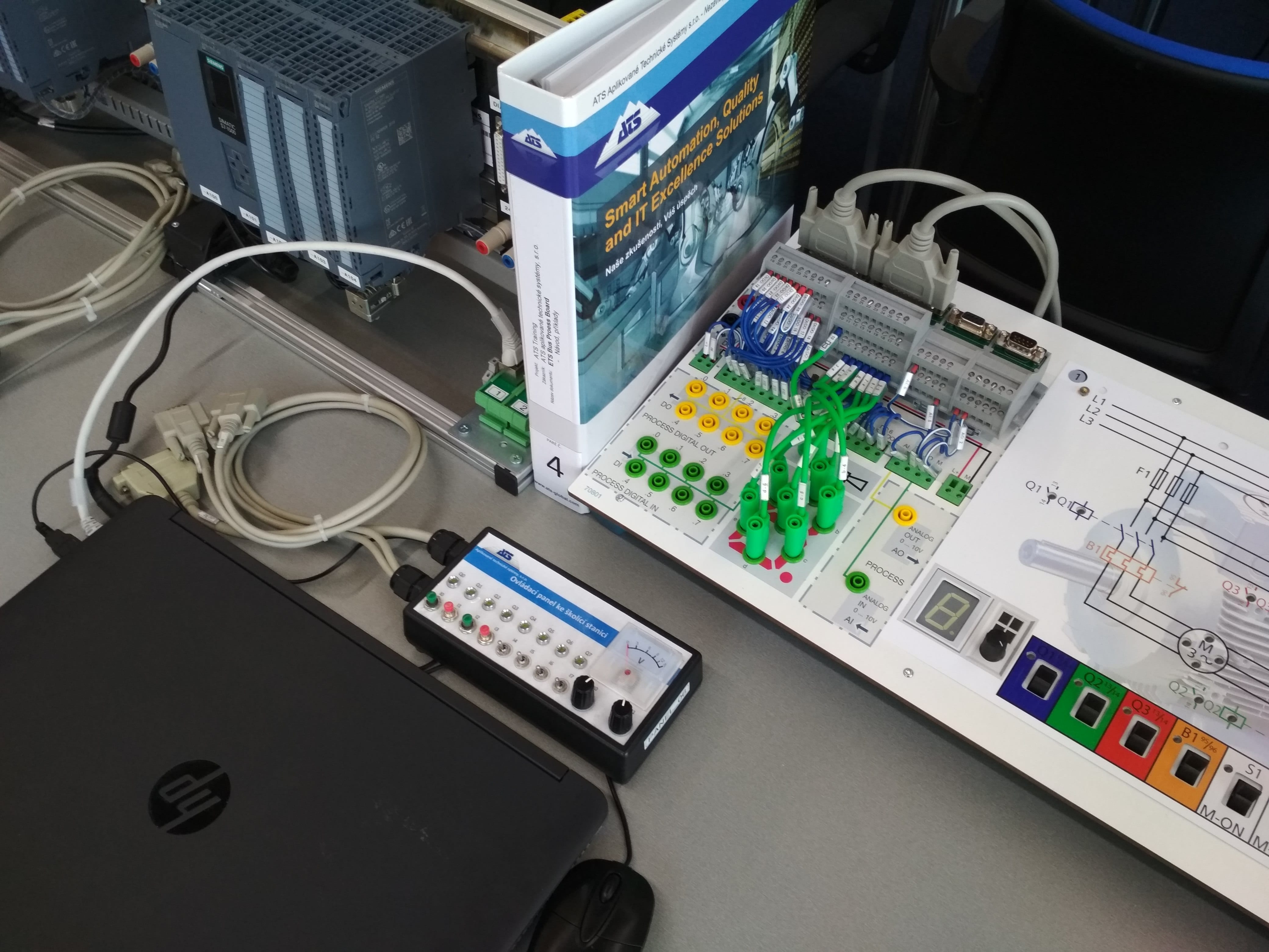 Výuková stanice pro 1 účastníka