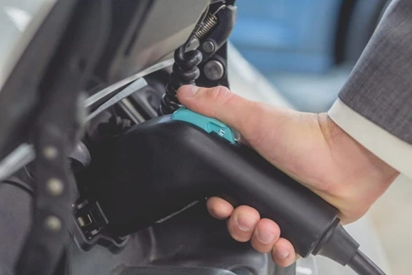 Paperless-Quality-Inspection-at-Electric-Car-Manufacturer
